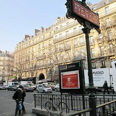Studio St Germain Odeon Apartment